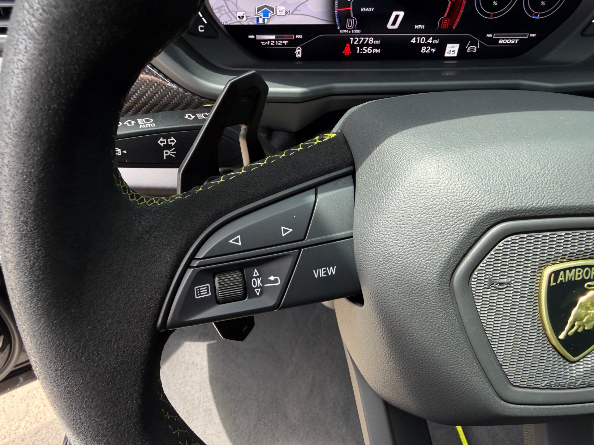 Used 2023 Lamborghini Urus Performante AWD/4WD image 12