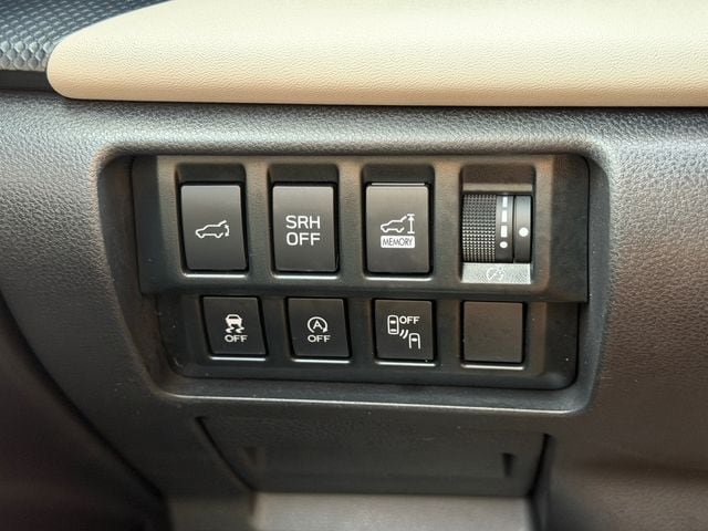 Used 2023 Subaru Forester Limited AWD/4WD image 29