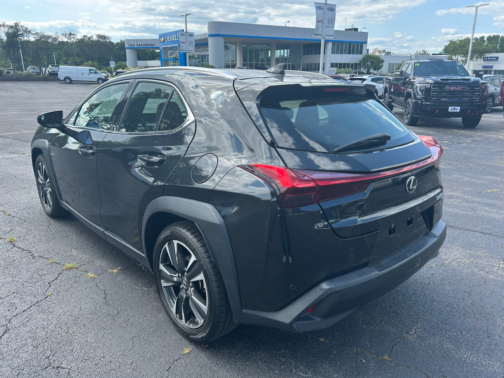 Used 2021 Lexus UX 200 w/ Accessory Package (Z1) FWD image 7