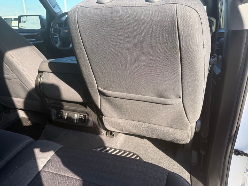 Used 2023 Chevrolet Silverado 1500 LT image 38