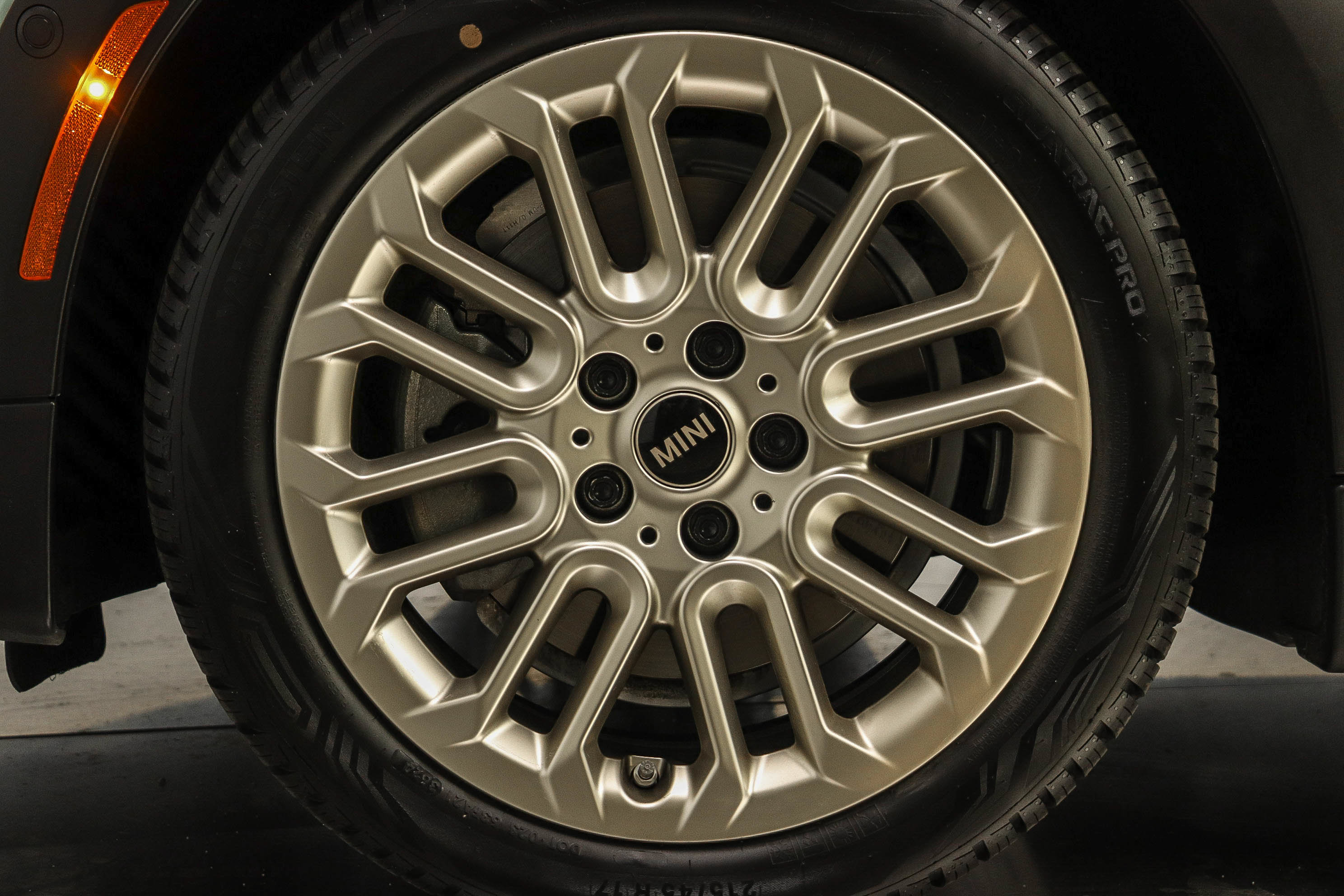 Certified 2025 MINI Cooper S FWD image 8