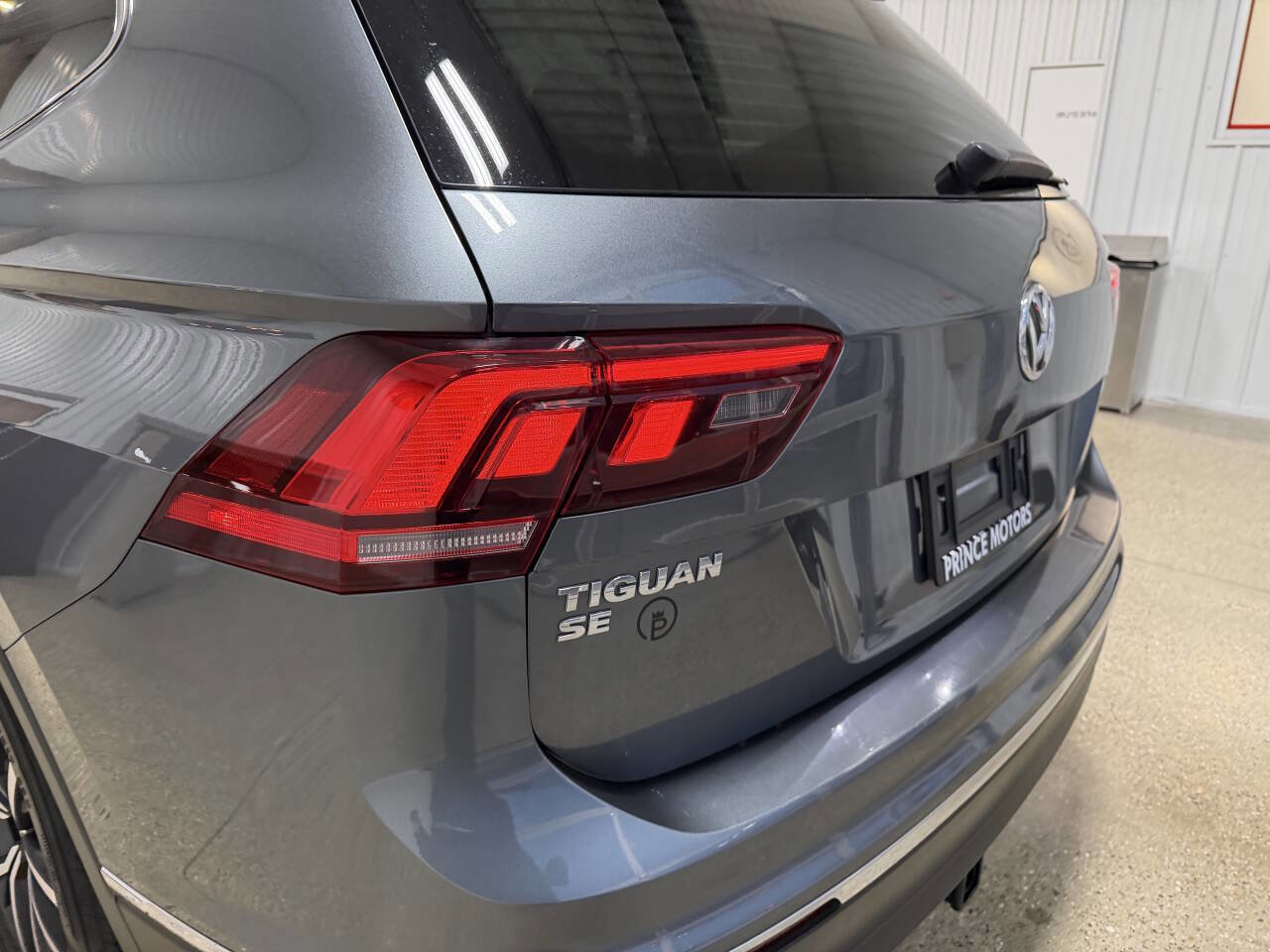 Used 2020 Volkswagen Tiguan S image 13