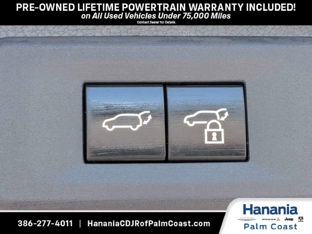 Used 2025 Toyota Grand Highlander FWD image 12