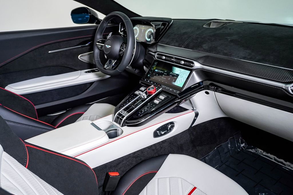 New 2026 Aston Martin V8 Vantage S image 19