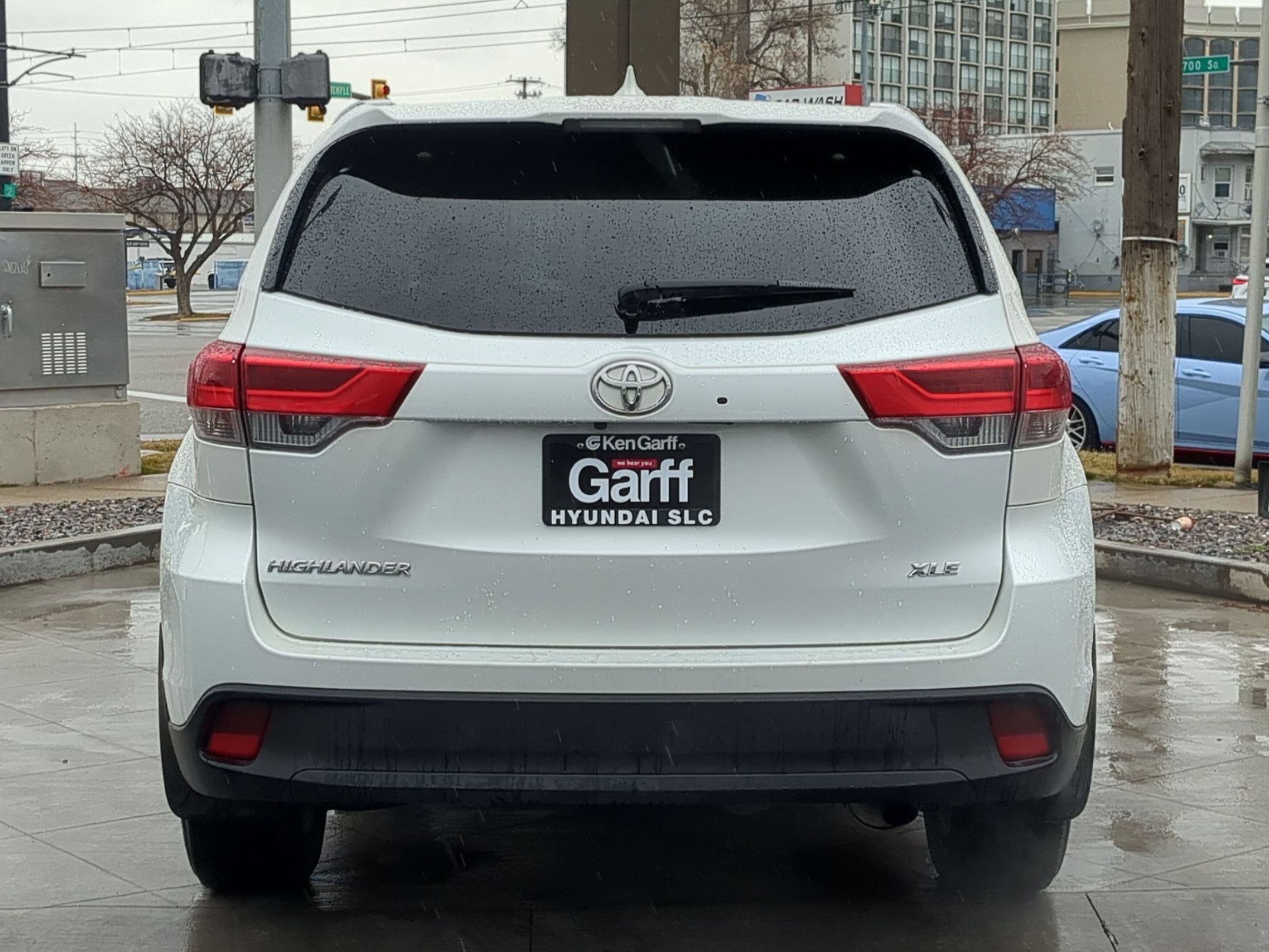 Used 2019 Toyota Highlander SE image 5