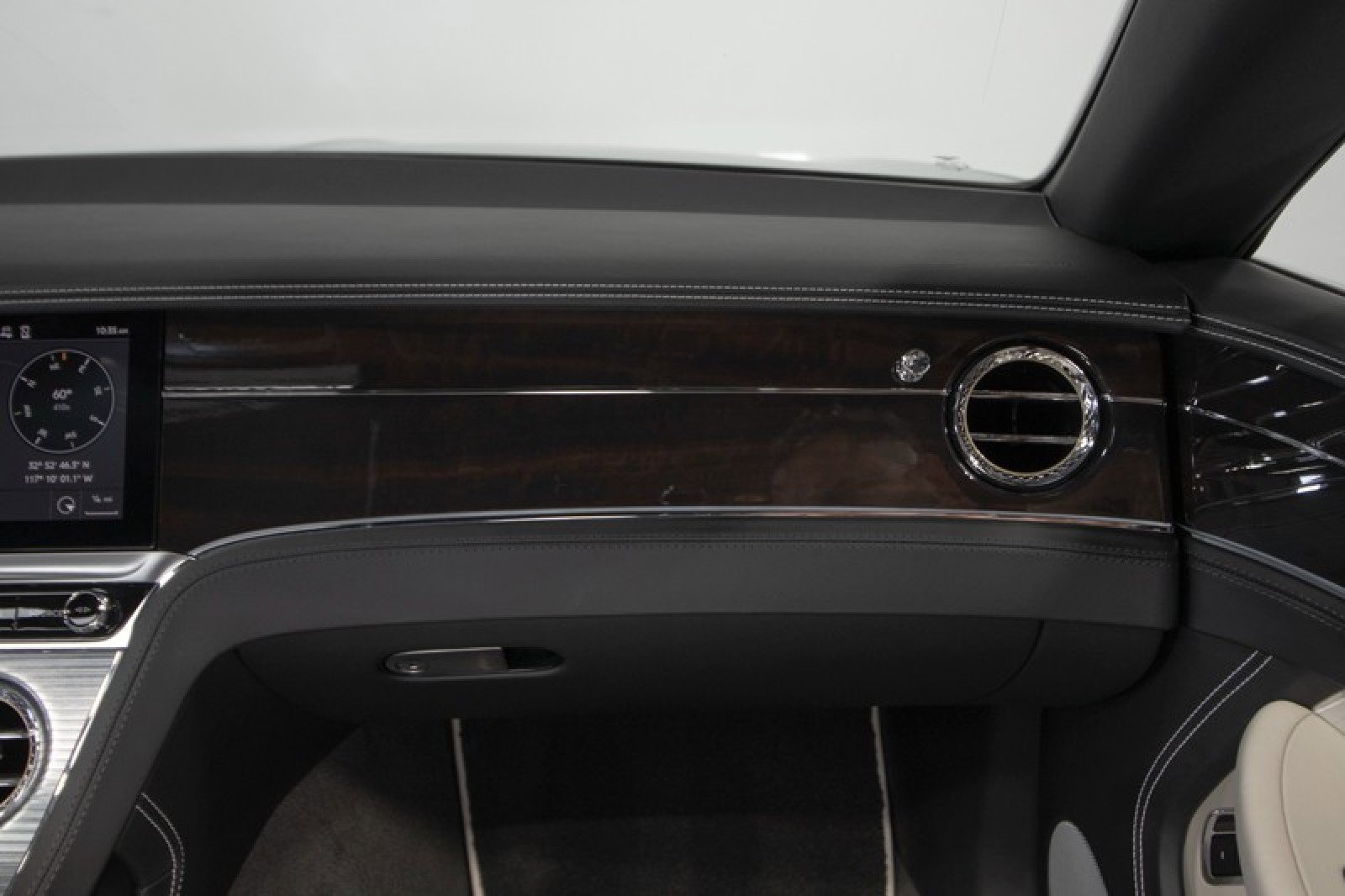 Used 2021 Bentley Continental GT image 49