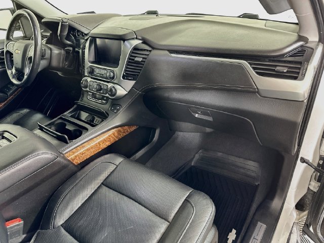 Used 2019 Chevrolet Tahoe Premier AWD/4WD image 39