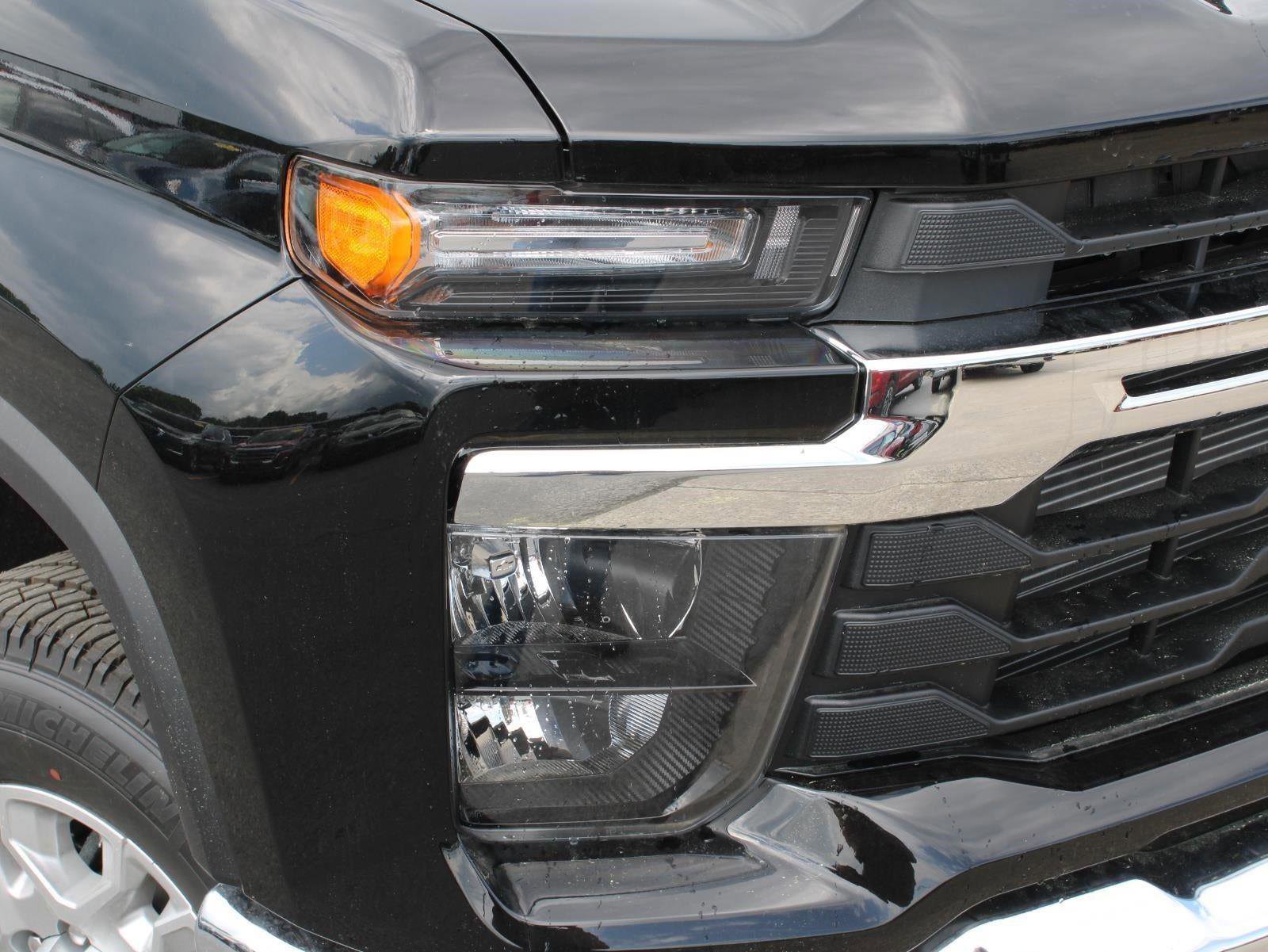 New 2025 Chevrolet Silverado 2500 LT w/ Convenience Package image 30