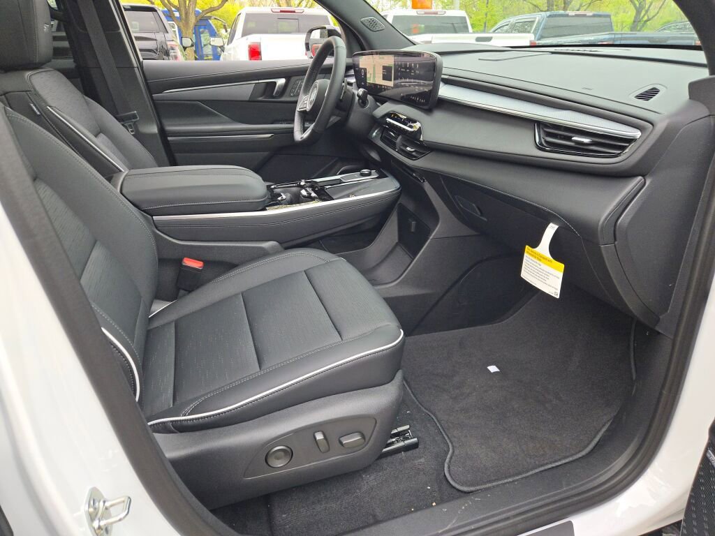 New 2026 Buick Enclave Sport Touring w/ Power Package FWD image 6