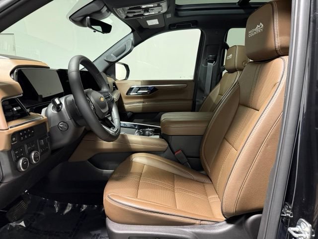 Used 2025 Chevrolet Tahoe High Country w/ Sun And Tow Package AWD/4WD image 16