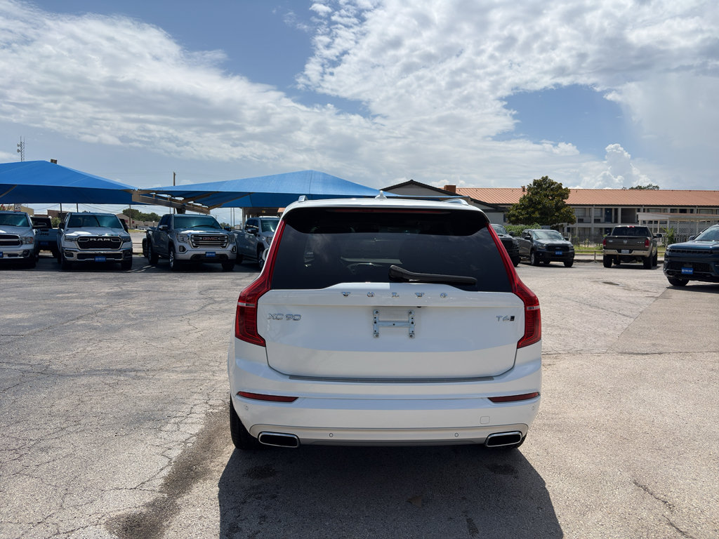 Used 2021 Volvo XC90 T6 Momentum w/ Advanced Package AWD/4WD image 6