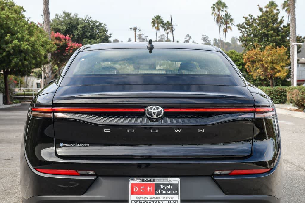 Used 2026 Toyota Crown AWD/4WD image 6