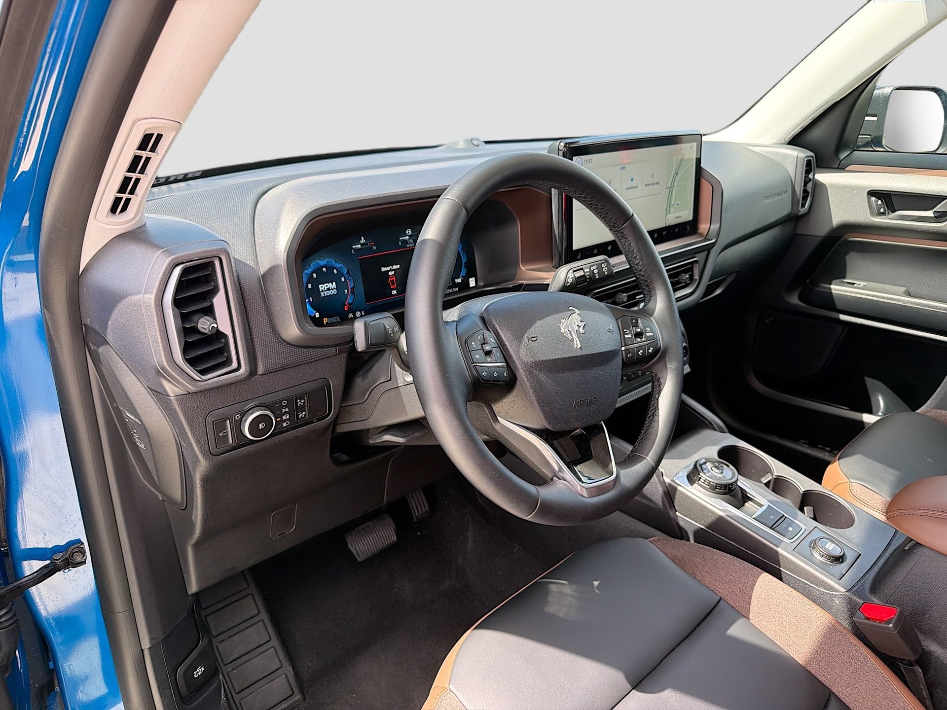 Certified 2025 Ford Bronco Sport Outer Banks w/ Outer Banks Tech Package+ AWD/4WD image 14