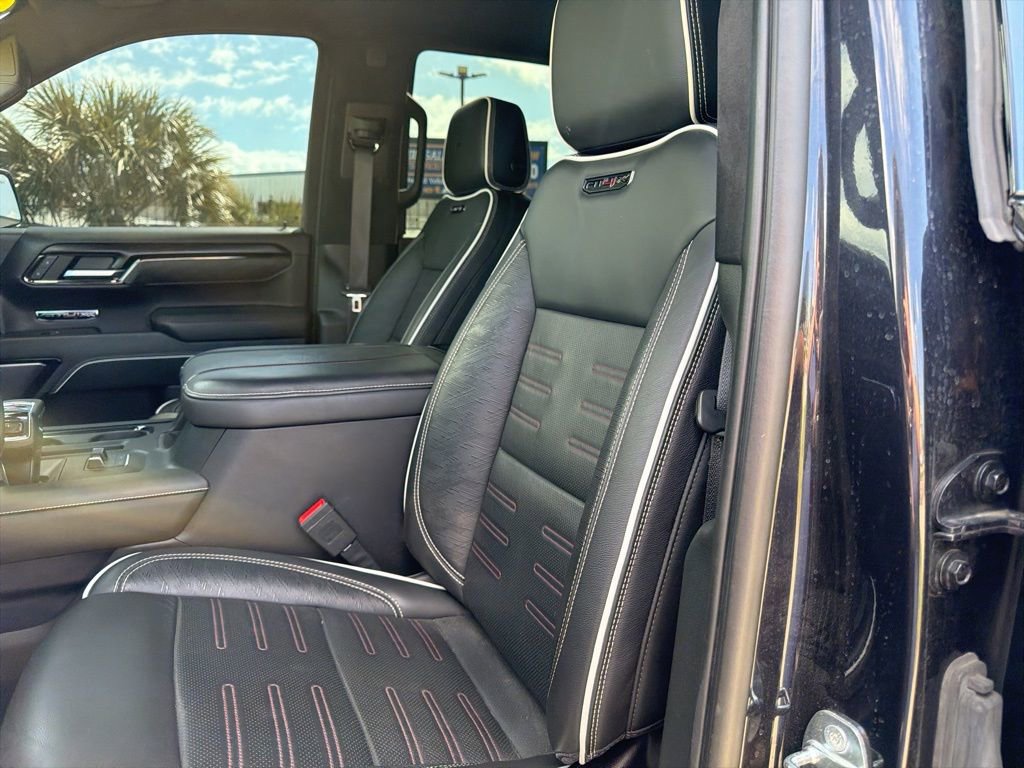 Used 2023 GMC Sierra 1500 AT4X image 8