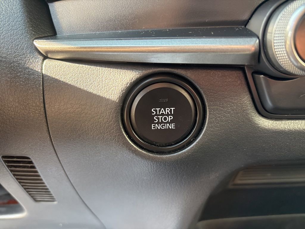 Used 2022 MAZDA CX-30 AWD 2.5 S w/ Select Package image 23