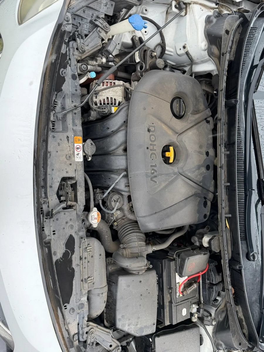 Used 2013 Hyundai Elantra GT w/ Touch & Go Pkg FWD image 17