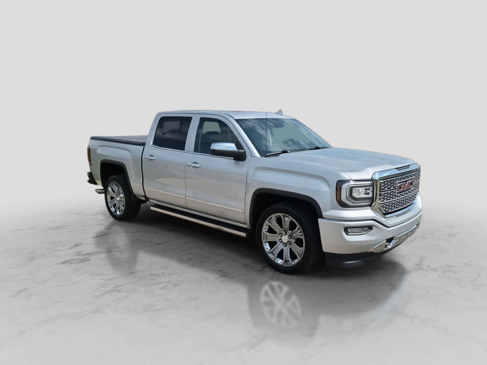 Used 2018 GMC Sierra 1500 Denali w/ Denali Ultimate Package AWD/4WD video 2