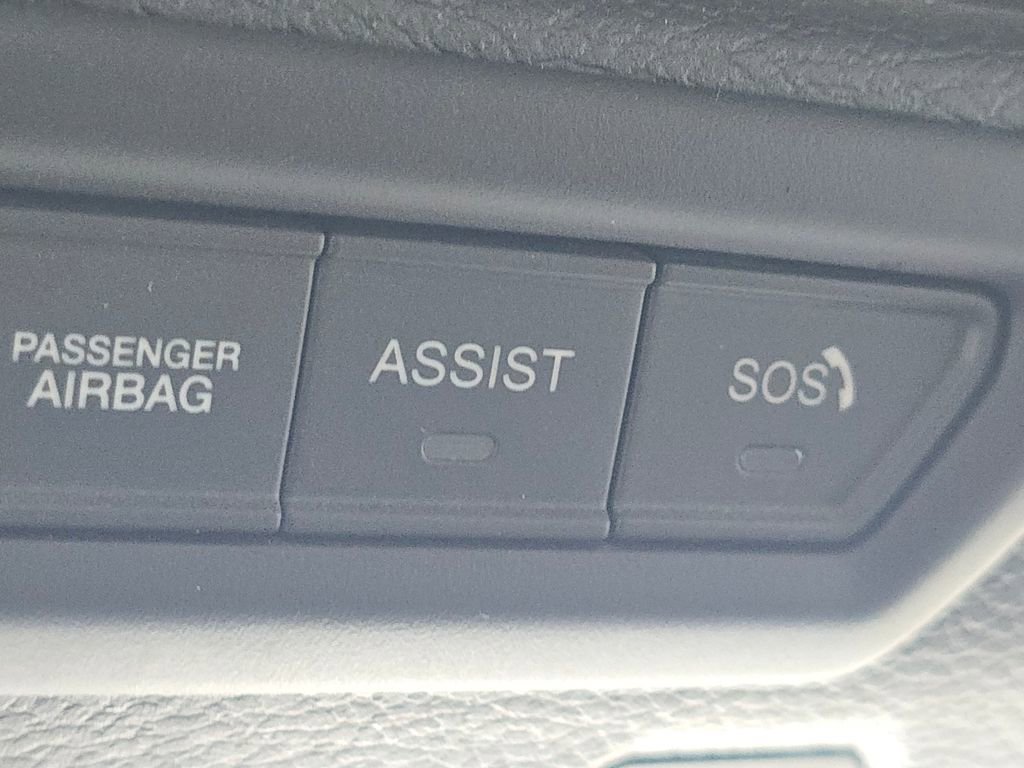 Used 2022 Jeep Wrangler Unlimited Sahara image 7