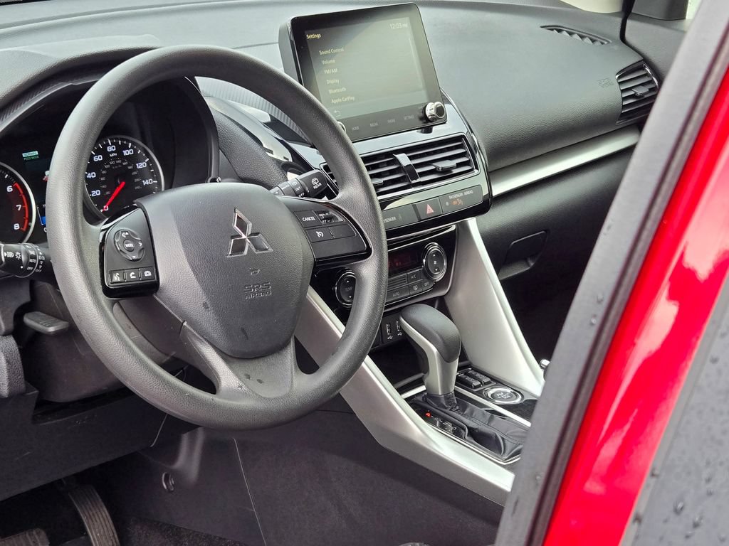 Used 2024 Mitsubishi Eclipse Cross LE AWD/4WD image 31