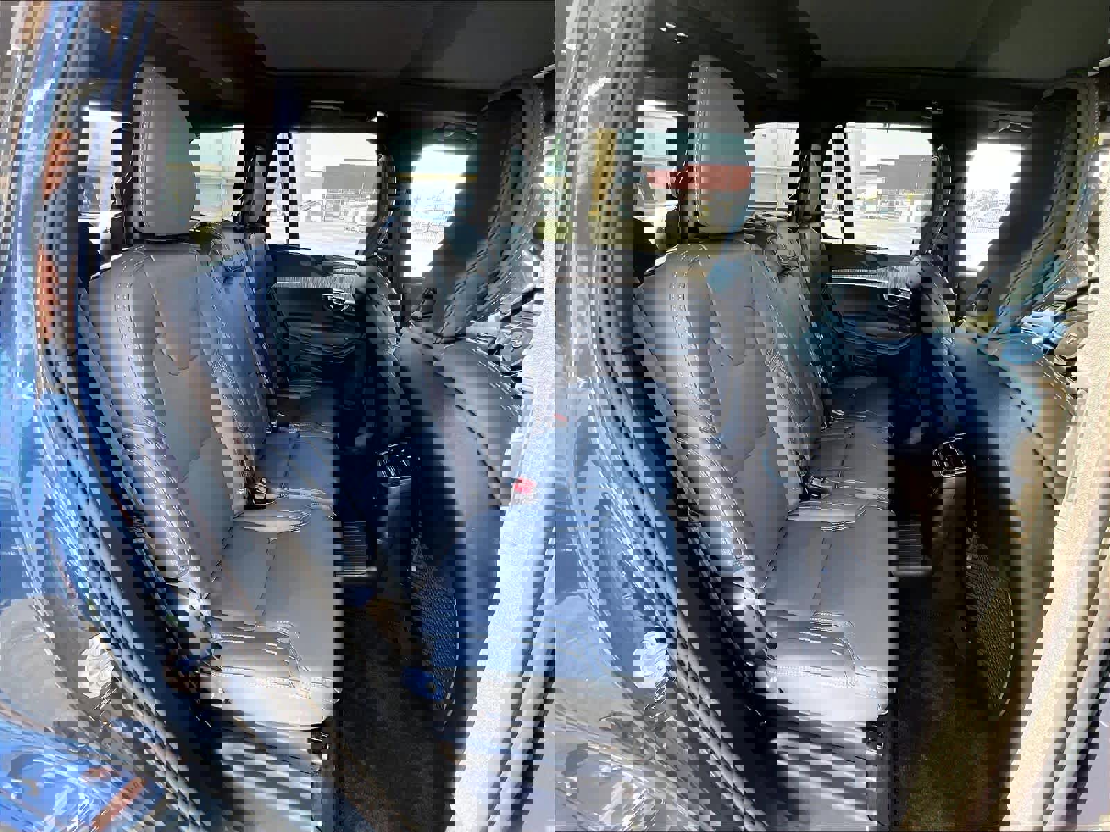 Used 2024 Volvo XC90 T8 Ultimate w/ Protection Package Premier image 30