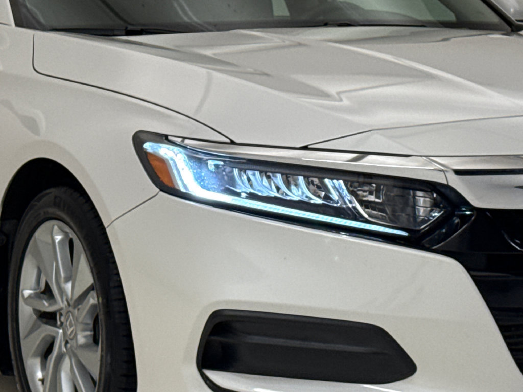 Used 2018 Honda Accord LX image 5
