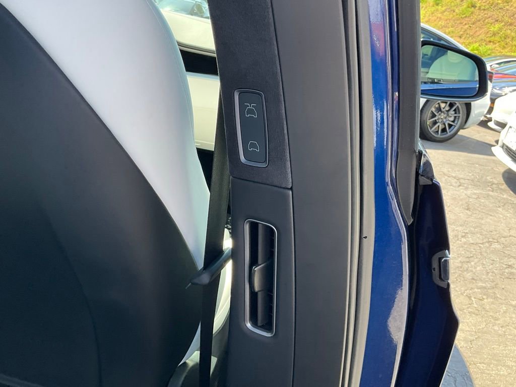 Used 2020 Tesla Model X Long Range image 54