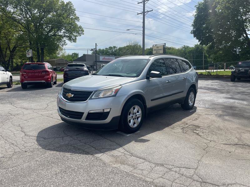 Used 2013 Chevrolet Traverse LS FWD image 1