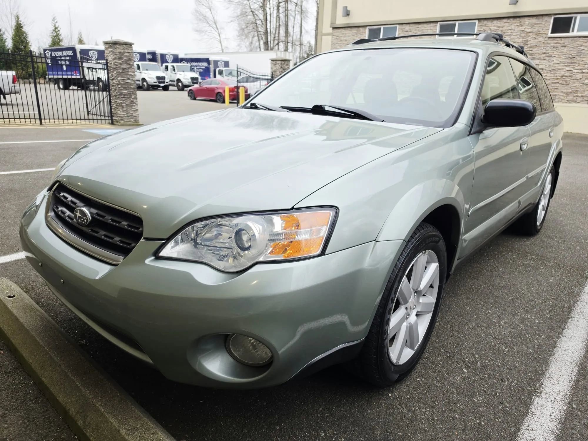 Used 2006 Subaru Outback 2.5i Special Edition w/ Popular Equipment Group 1D AWD/4WD image 1