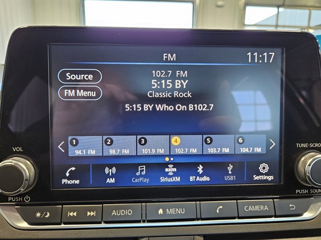 Used 2024 Nissan Altima 2.5 SV image 32