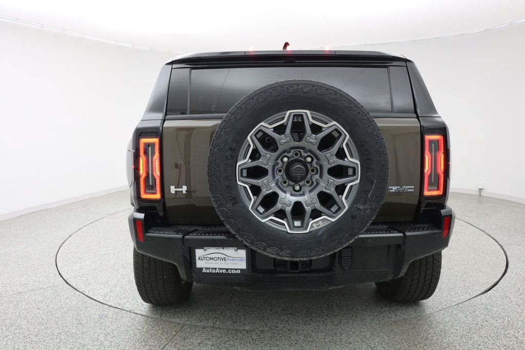 Used 2025 GMC Hummer EV 3X w/ LPO, Illumination Package AWD/4WD image 5