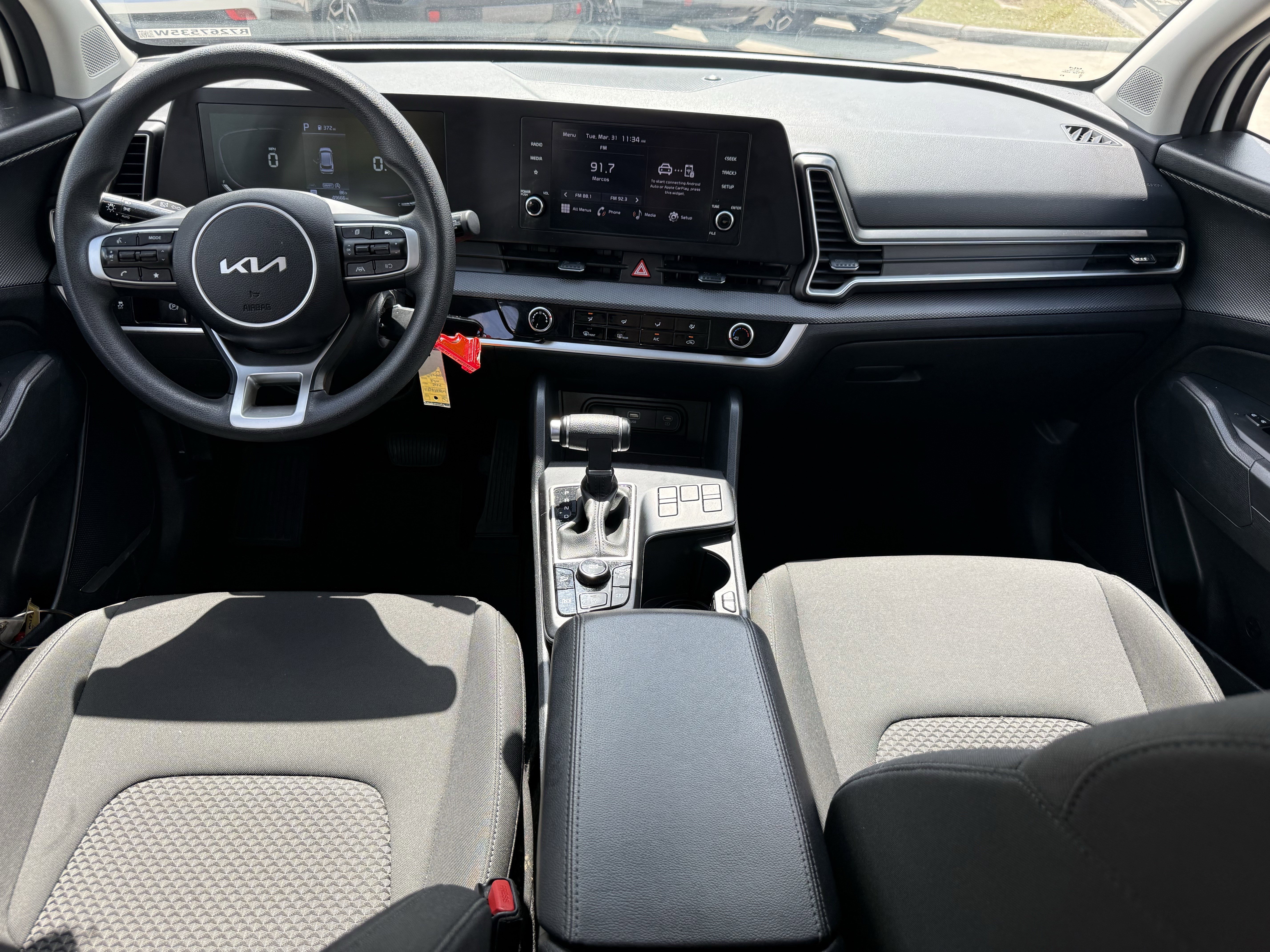 Used 2024 Kia Sportage LX image 14