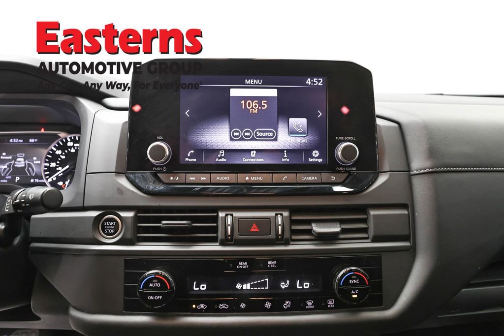 Used 2023 Nissan Pathfinder S AWD/4WD image 12