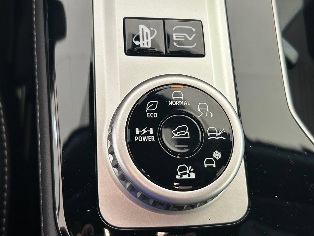 New 2026 Mitsubishi Outlander 4WD Plug-In Hybrid image 54