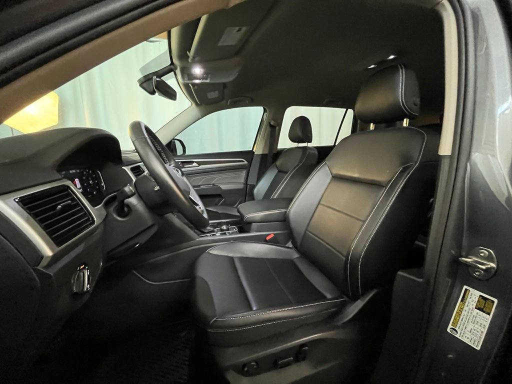 Certified 2023 Volkswagen Atlas SE image 11