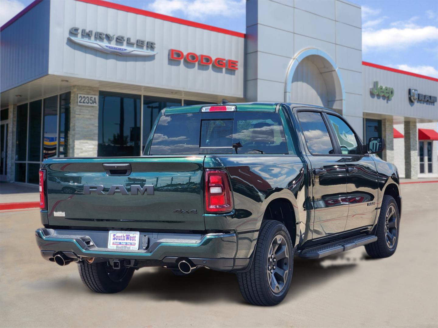New 2027 RAM 1500 Express AWD/4WD image 5