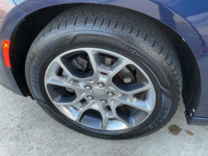 Used 2016 Dodge Charger SXT w/ AWD Premium Group image 26