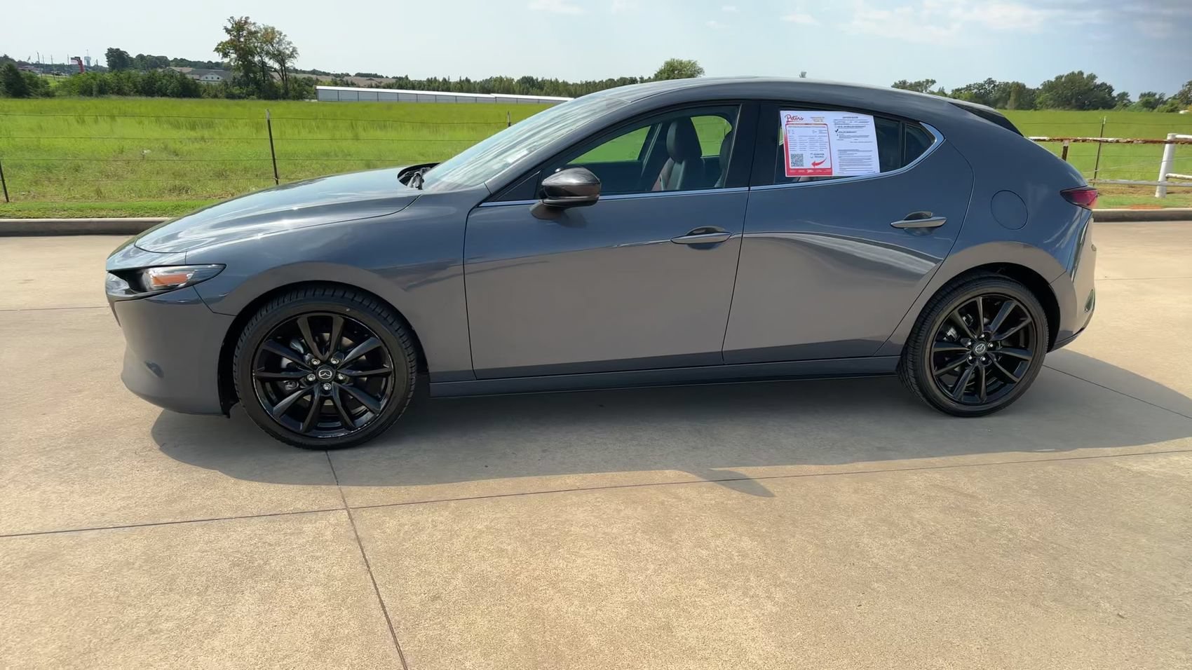 Used 2024 MAZDA MAZDA3 Hatchback w/ Preferred Package AWD/4WD image 5
