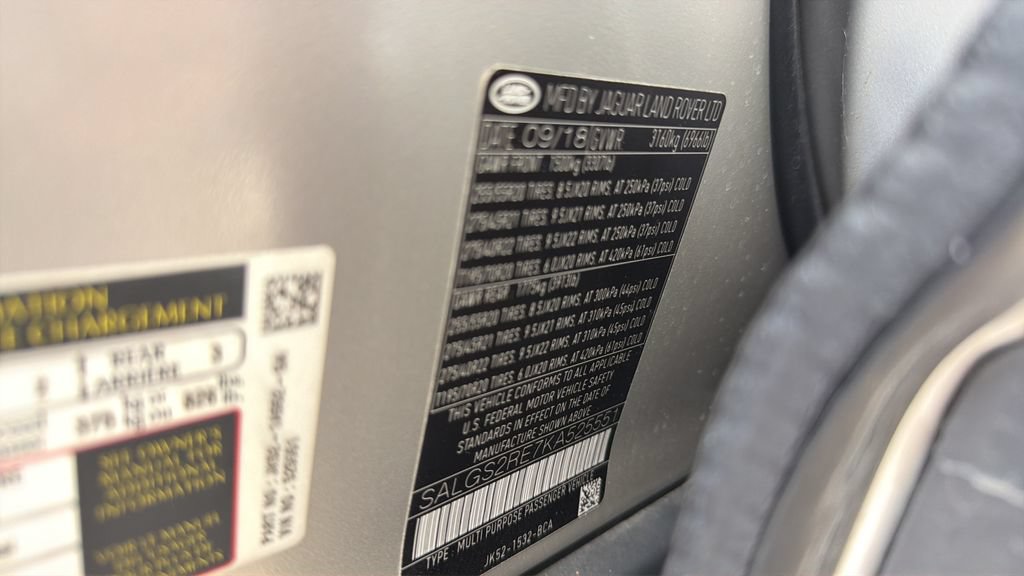 Used 2019 Land Rover Range Rover Supercharged AWD/4WD image 24
