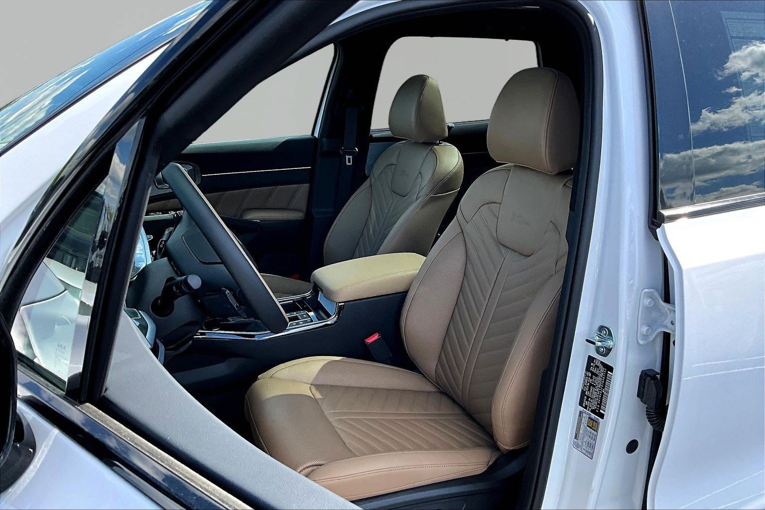 New 2026 Kia Sorento SX Prestige w/ Olive Brown Leather Package AWD/4WD image 17