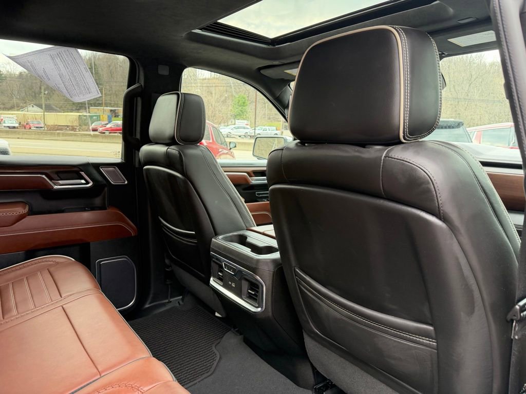 Used 2023 GMC Sierra 1500 Denali Ultimate AWD/4WD image 17