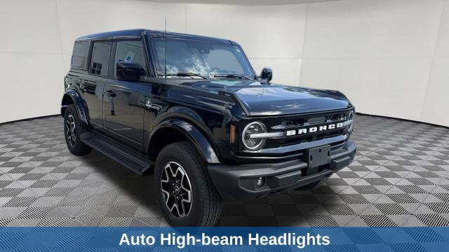 Used 2025 Ford Bronco Outer Banks AWD/4WD image 8
