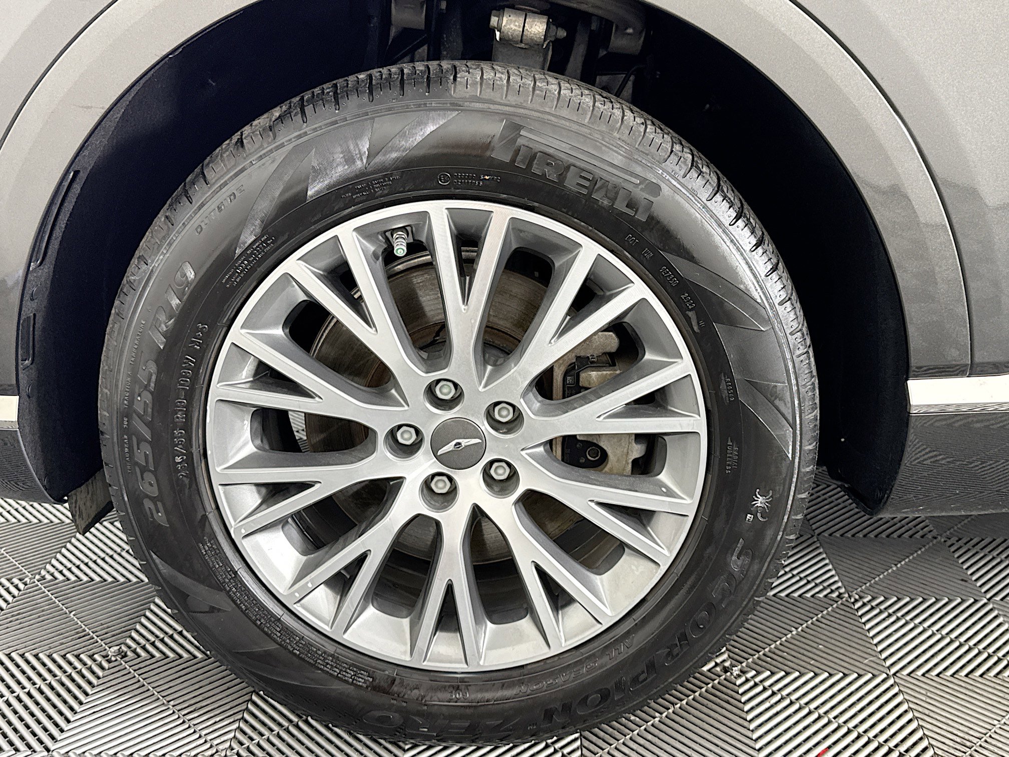 Used 2024 Genesis GV80 2.5T image 37