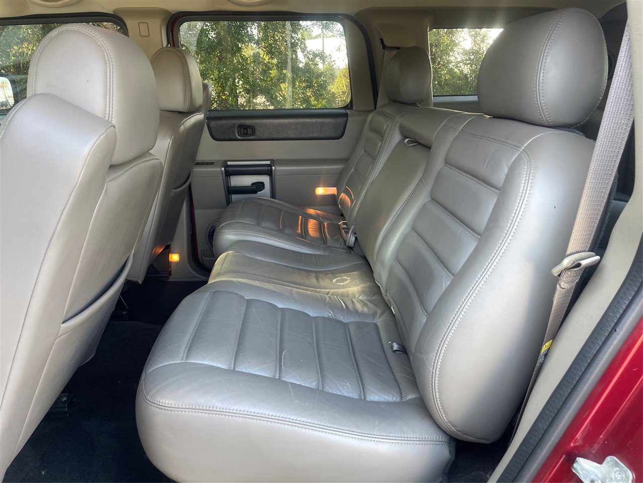 Used 2003 HUMMER H2 w/ Preferred Equipment Group image 10