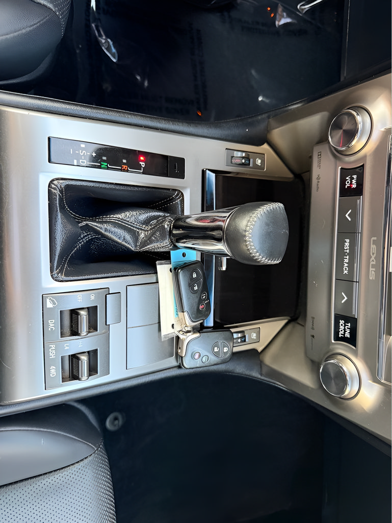 Used 2017 Lexus GX 460 w/ Navigation Package AWD/4WD image 17
