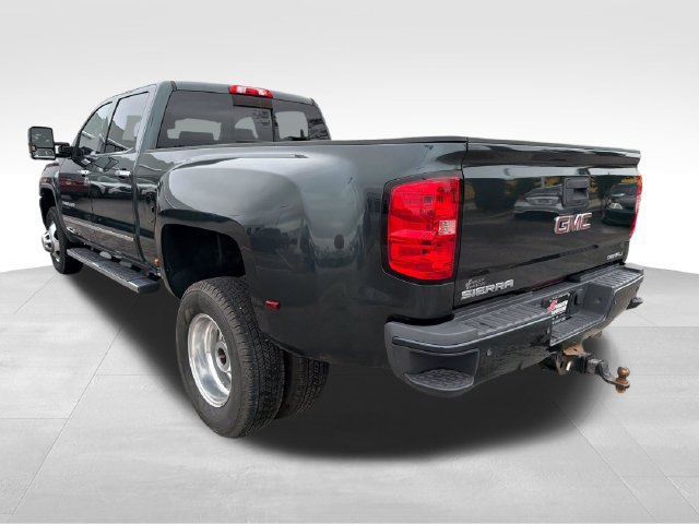 Used 2017 GMC Sierra 3500 Denali w/ Duramax Plus Package AWD/4WD image 5
