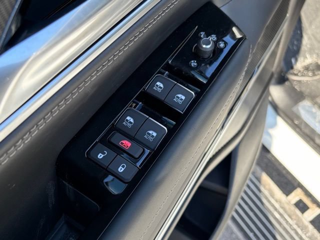 New 2026 Jeep Grand Wagoneer L Summit AWD/4WD image 13