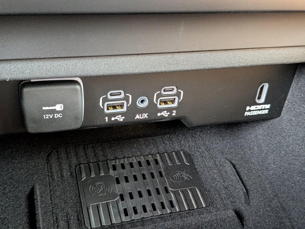 New 2026 Jeep Grand Wagoneer Summit AWD/4WD image 35