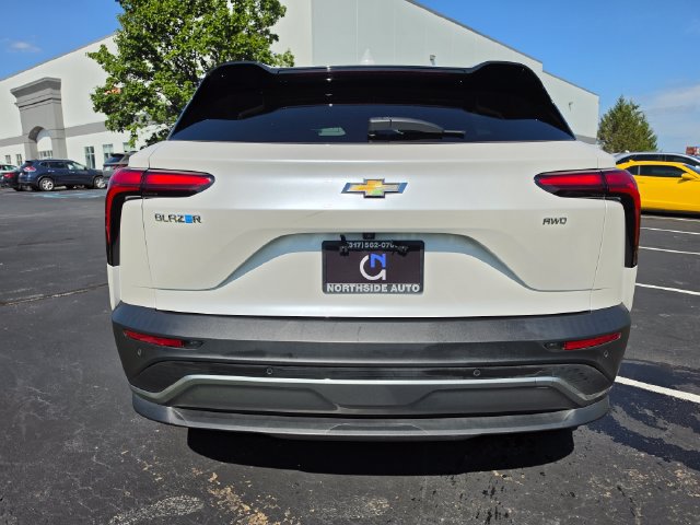 Used 2024 Chevrolet Blazer EV LT AWD/4WD image 16