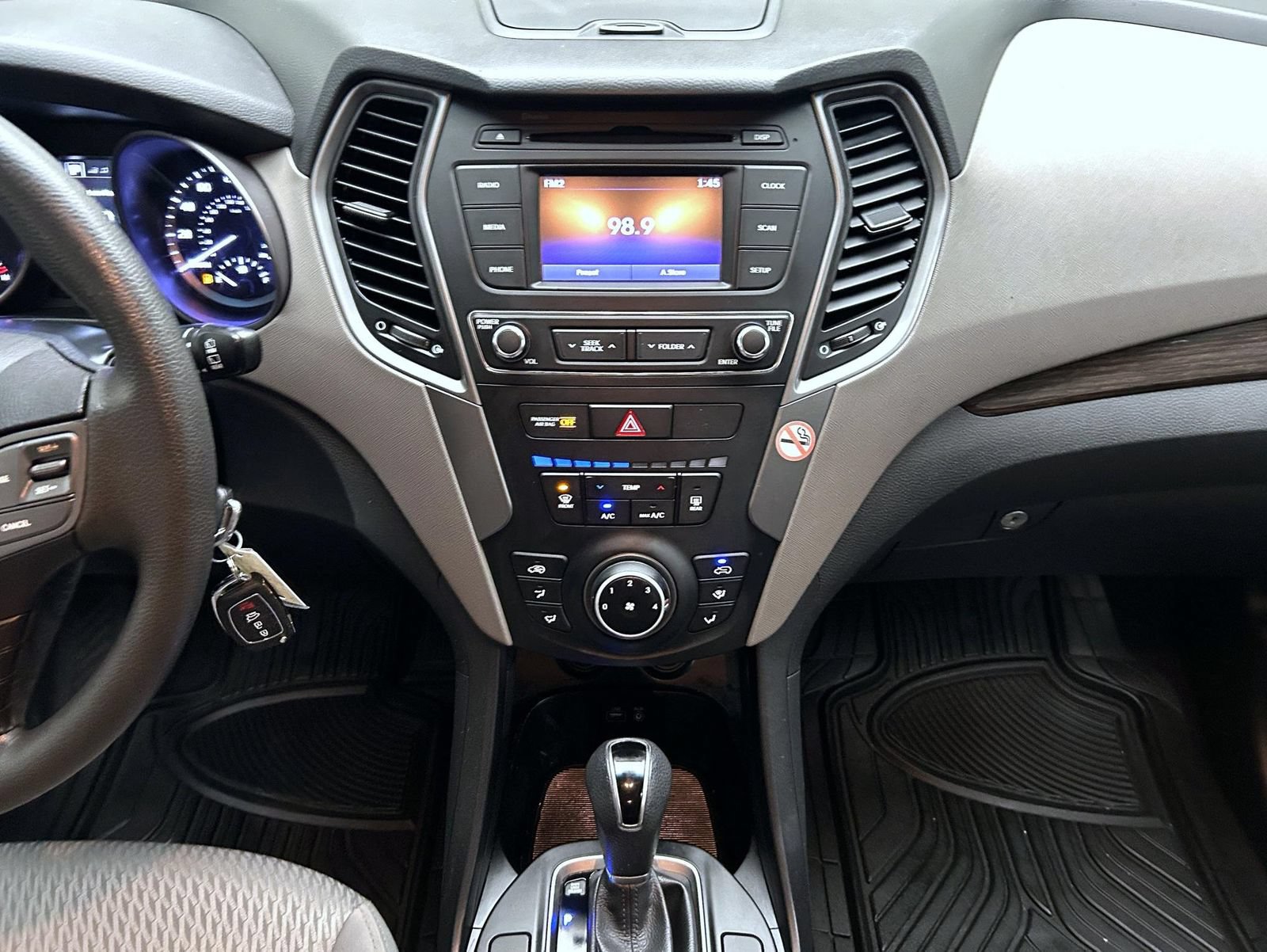 Used 2018 Hyundai Santa Fe Sport FWD image 13