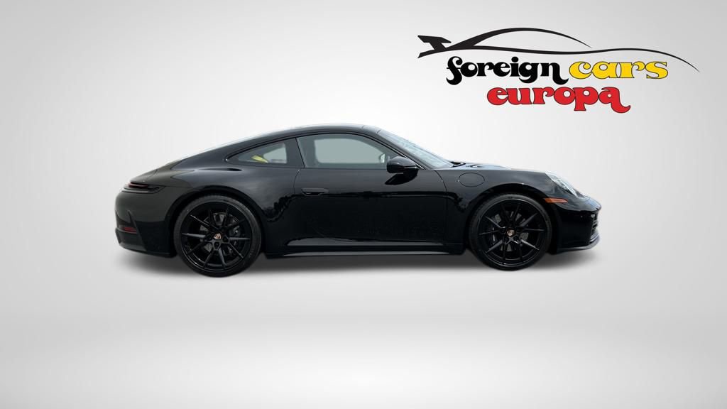 Used 2025 Porsche 911 Carrera image 23